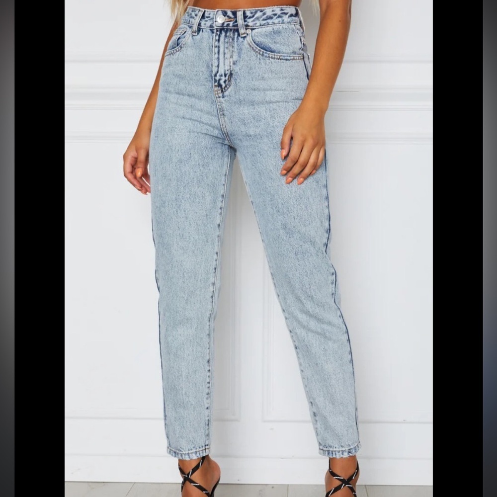 White Fox Boutique Like Duh High Rise Straight Jeans M